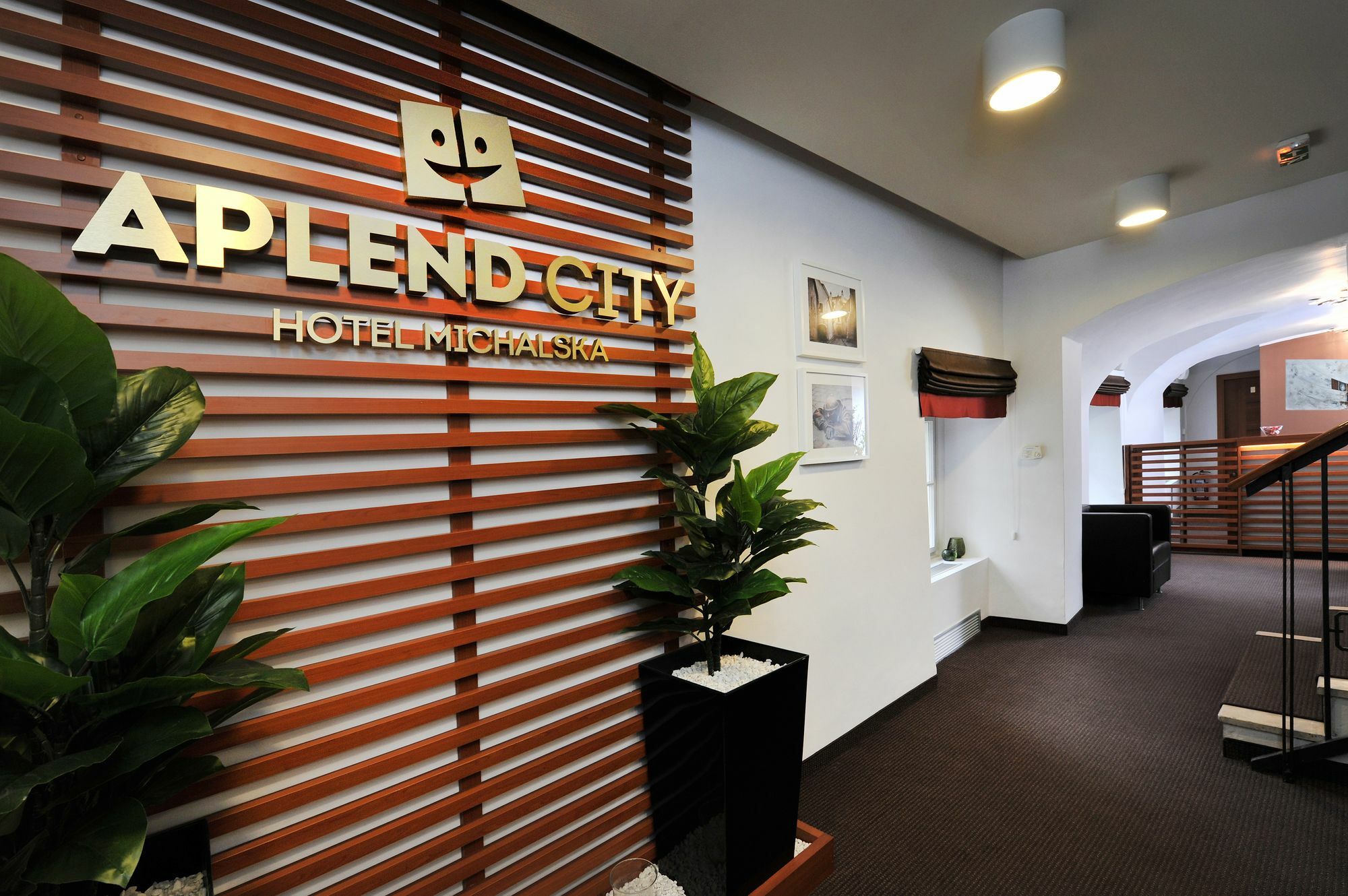 Aplend City Apartments Na Vrsku Bratislava Exterior photo